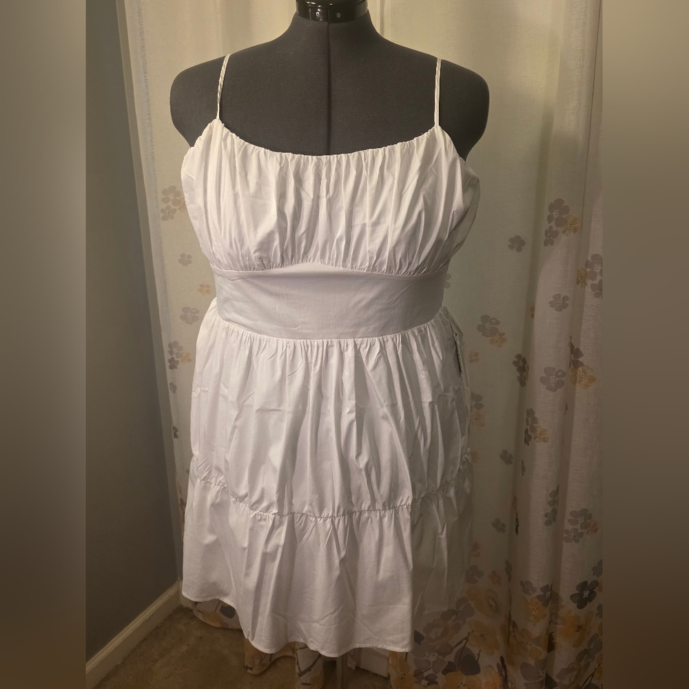 EXPRES White Tiered Dress XL